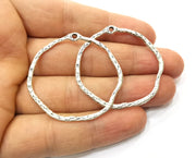 10 Silver Circle Charms Antique Silver Plated Metal (43 mm)  G17897