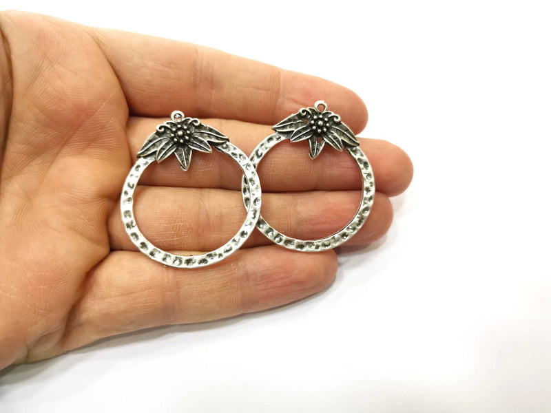 2 Flowered Hammered Circle Charms Antique Silver Plated Charms (41x36mm)  G17902