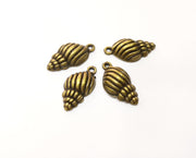 5 Conch Sea Shell Charms Antique Bronze Plated Charms (24x13mm)  G18282