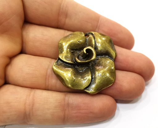 2 Rose Charms Antique Bronze Plated Charms (38x35mm)  G18288