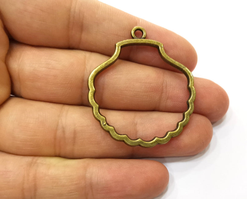 2 Sea Shell Charms Antique Bronze Plated Charms (44x38mm)  G18289