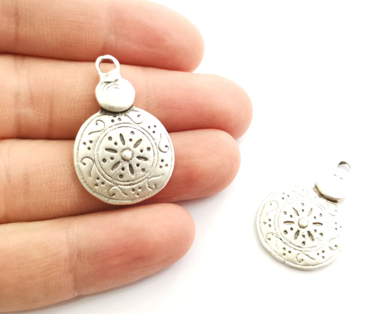 2 Silver Charms Antique Silver Plated Charms (33x22mm)  G18310