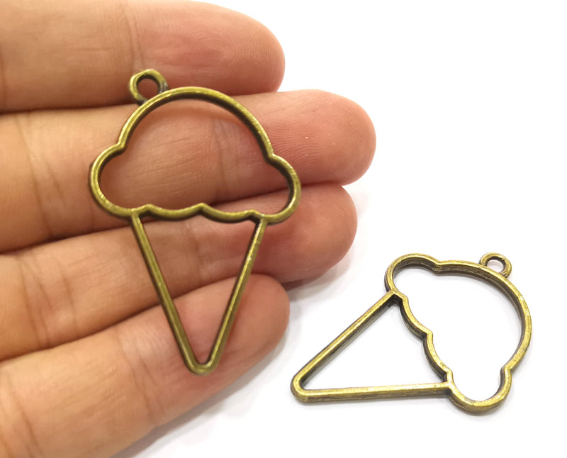 2 Ice Cream Charms Antique Bronze Plated Charms (45x32mm)  G18335