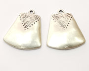 4 Silver Charms Antique Silver Plated Charms (27x22mm)  G17957