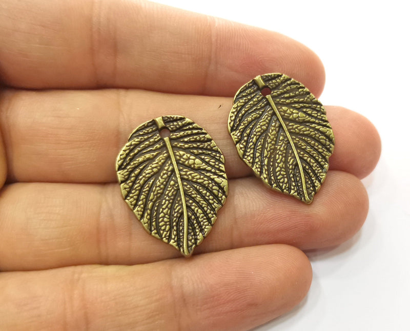 4 Leaf Charms Antique Bronze Plated Charms (28x21mm)  G18535