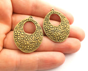 2 Flower Charms Antique Bronze Plated Charms (36x28mm)  G18554