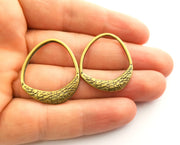 4 Bronze Charms Antique Bronze Plated Charms (32x27mm)  G18558