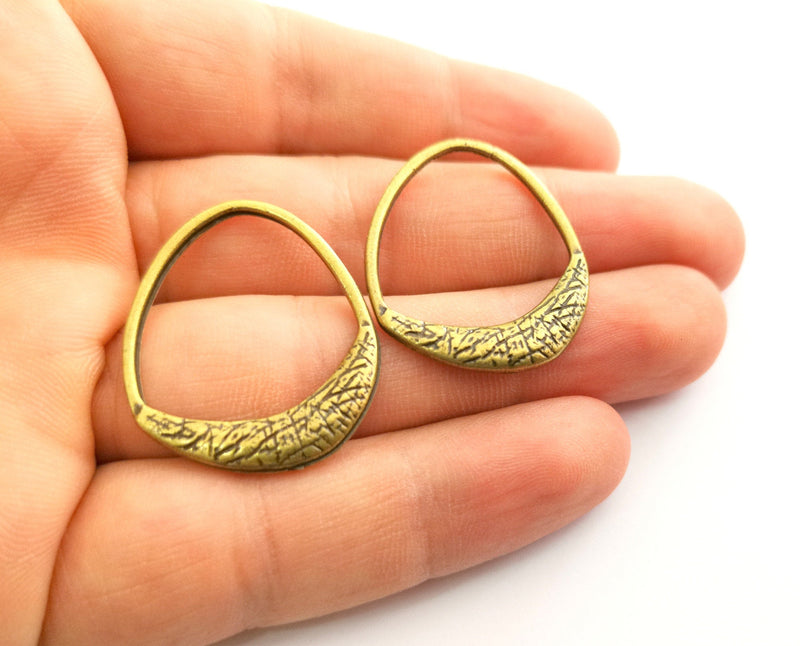 4 Bronze Charms Antique Bronze Plated Charms (32x27mm)  G18558