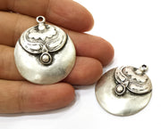 2 Silver Charms Antique Silver Plated Charms (39x32mm) G18069