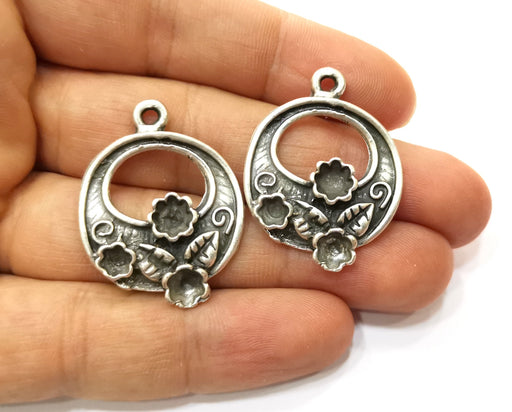 2 Silver Flower and Leaf Charms Antique Silver Plated Charms (35x27mm)  G18086