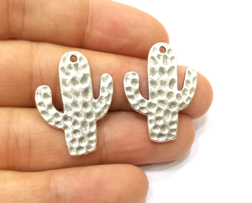 4 Hammered Cactus Charms Antique Silver Plated Charms (29x20mm)  G18137