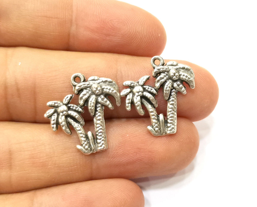 10 Palm Tree Charms Antique Silver Plated Charms (20mm)  G18153