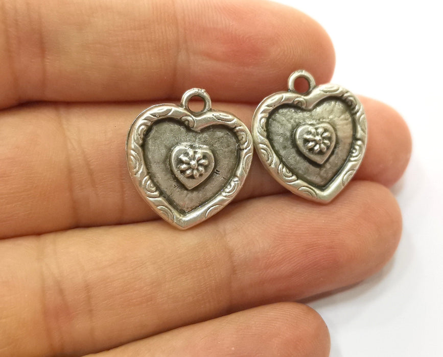 5 Heart Flower Charms Antique Silver Plated Charms (20x18mm)  G18653