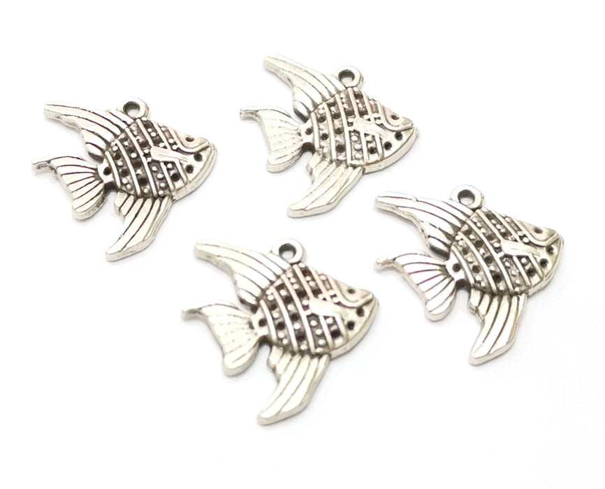 10 Fish Charms Antique Silver Plated Charms (21x18mm)  G18165