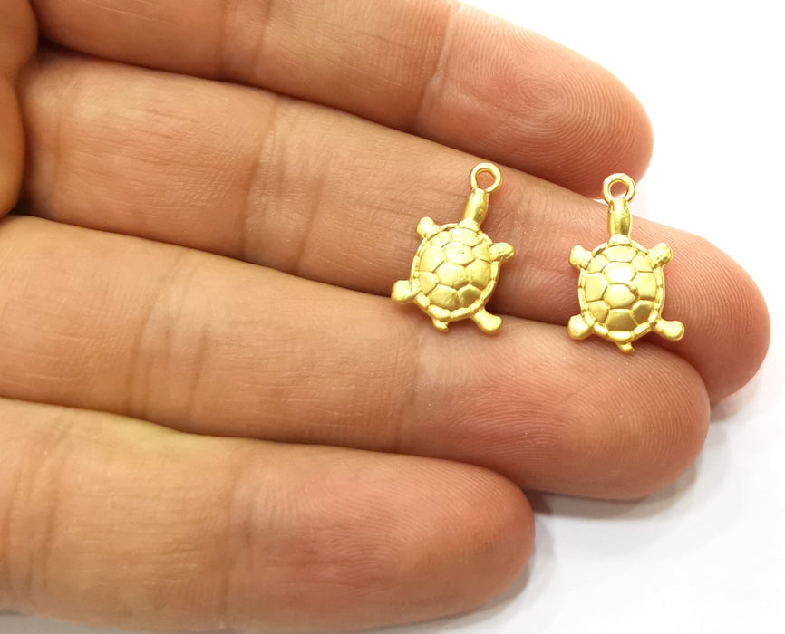 8 Sea Turtle Charms Gold Plated Charms (18x11mm)  G18190