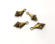 10 Conch Sea Shell Charms Antique Bronze Plated Charms (22x11mm)  G18269