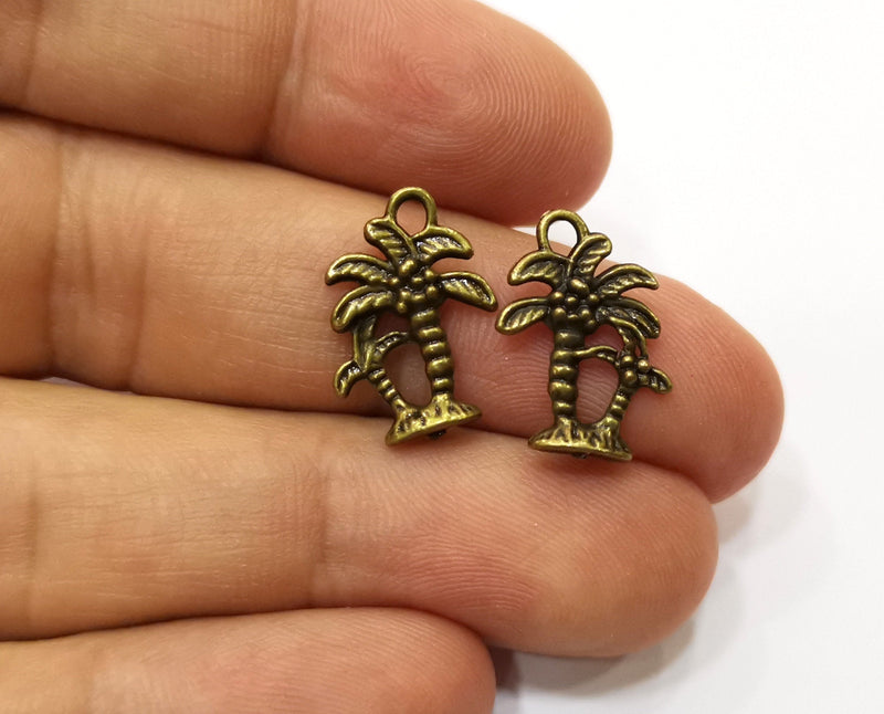 10 Palm Tree Charms Antique Bronze Plated Charms (17x12mm)  G18271
