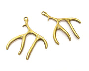 2 Horn Charms Antique Bronze Plated Charms (51x39mm)  G18845