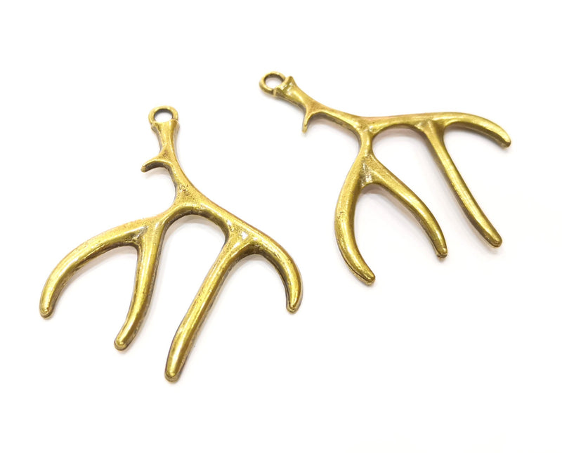 2 Horn Charms Antique Bronze Plated Charms (51x39mm)  G18845