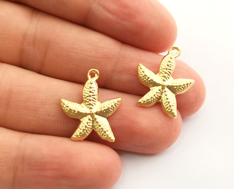 10 Starfish Charms Gold Plated Charms (20x17mm)  G18359