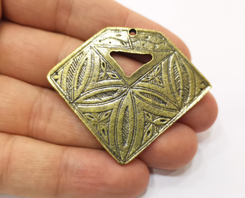 2 Antique Bronze Pendant Antique Bronze Plated Metal (54x46mm) G18946