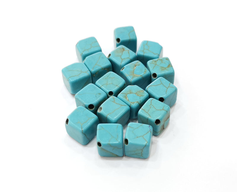 20 Cube Veined Turquoise Synthetic Cross Drilled Beads 8 mm (1mm hole) G19036