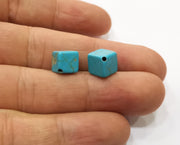 20 Cube Veined Turquoise Synthetic Cross Drilled Beads 8 mm (1mm hole) G19036