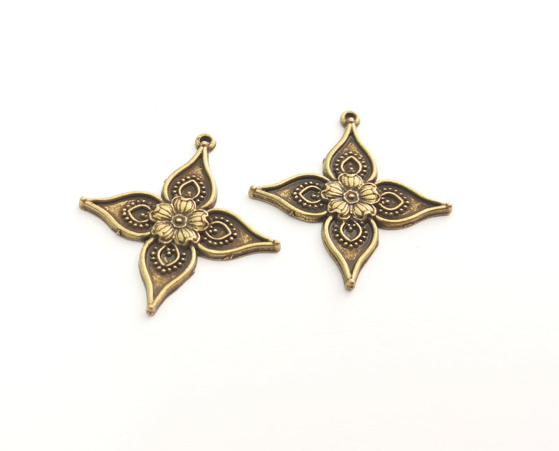 4 Antique Bronze Flower Charms Antique Bronze Plated Charms (34x32mm)  G18586