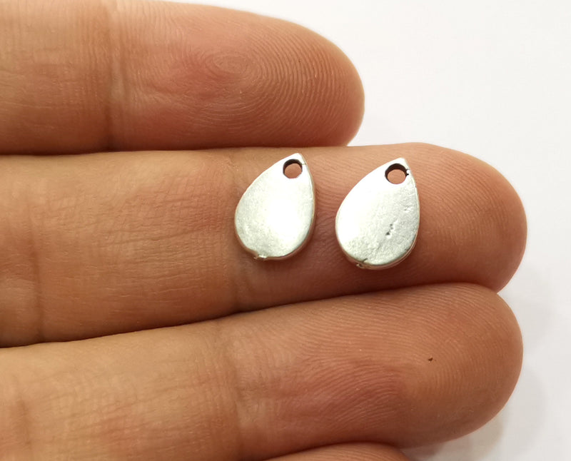 20 Drop Charms Antique Silver Plated Charms (11x8mm)  G19198