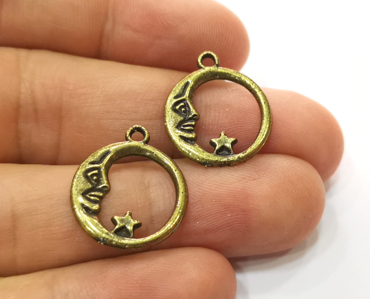 10 Moon and Star Charm Antique Bronze Plated Charm (17x14mm) G19257