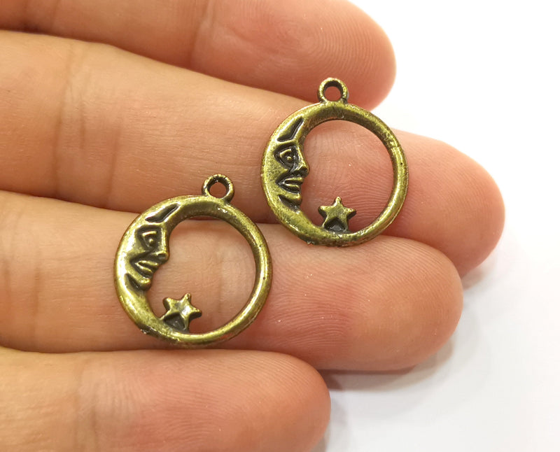10 Moon and Star Charm Antique Bronze Plated Charm (17x14mm) G19257