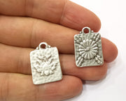 4 Flower Charms Antique Silver Plated Charms Double Sided (both sides are different)(25x17mm)  G19360