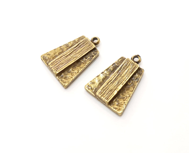 4 Antique Bronze Charm Antique Bronze Plated Charm (22x16mm) G18805