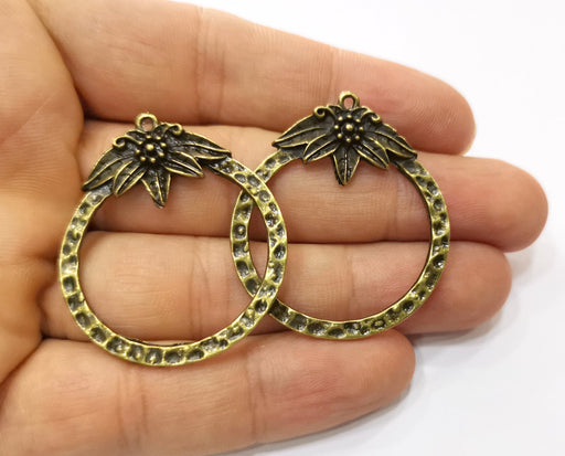 2 Flower Hammered Circle Charms Antique Bronze Plated Charms (41x36mm)  G18850