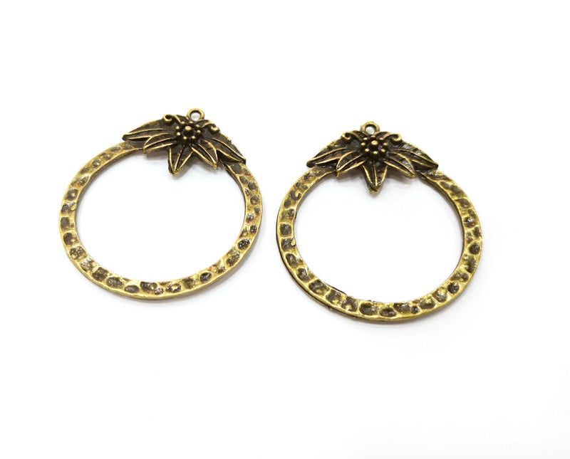 2 Flower Hammered Circle Charms Antique Bronze Plated Charms (41x36mm)  G18850