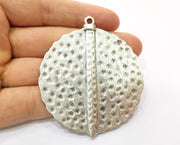 Hammered Silver Charms Antique Silver Plated Charms (71x61mm)  G19444