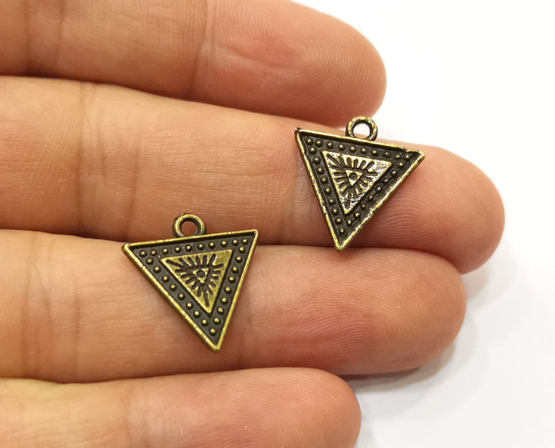 10 Antique Bronze Charms Antique Bronze Plated Charms (18x17mm)  G18950