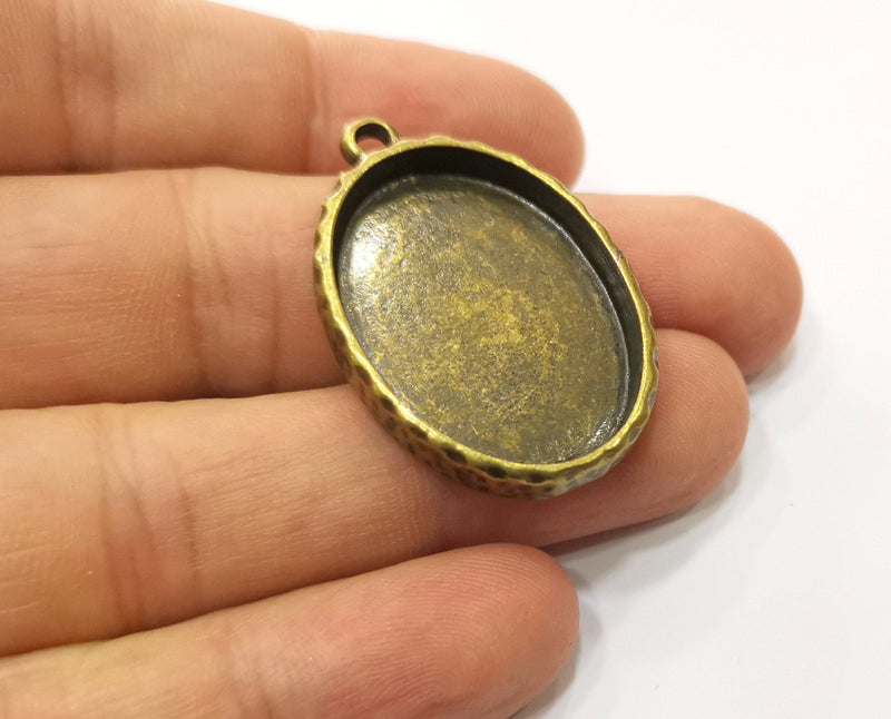 2 Antique Bronze Hammered Base Blank inlay Blank Pendant Base Resin Blank Mosaic Mountings Antique Bronze Plated (30x22mm blank )  G18954