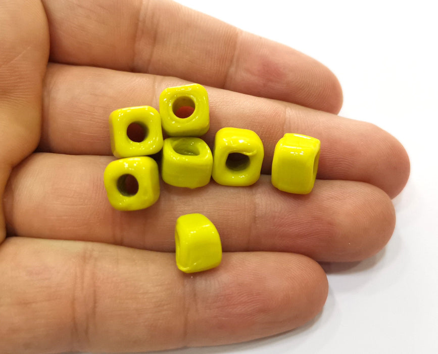 8 Cube Yellow Glass Beads 9x9 mm (3.8mm beads inner size) G18982