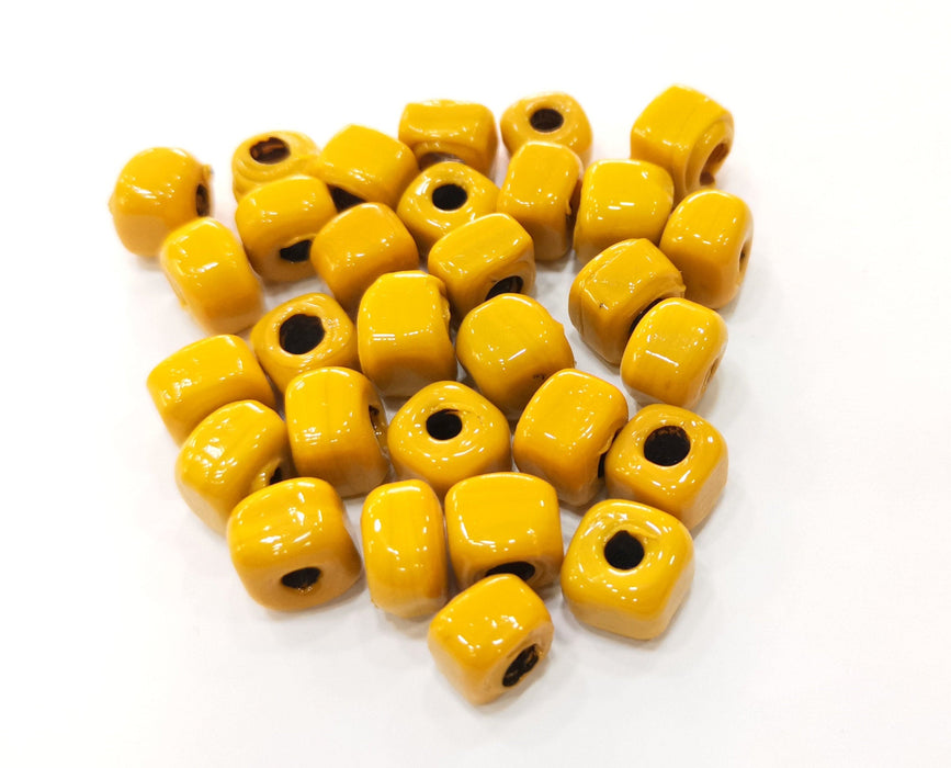8 Cube Honey Glass Beads 10x10 mm (3.8mm beads inner size) G19005