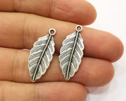 10 Feather Charms Antique Silver Plated Charms (30x12mm)  G19072