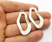 2 Silver Wavy Oval Charms Antique Silver Plated Charms (44x22mm)  G19078