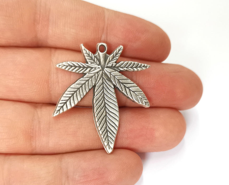 2 Leaf Charms Antique Silver Plated Charms (38x32mm) G19635