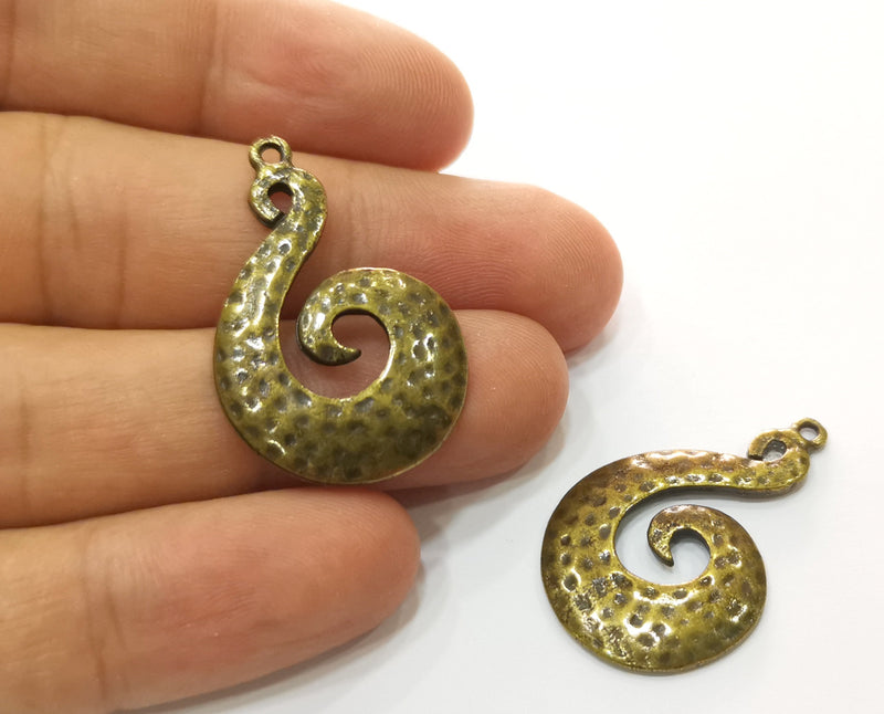 4 Antique Bronze Hammered Charms Antique Bronze Plated Charms (34x22mm)  G19260