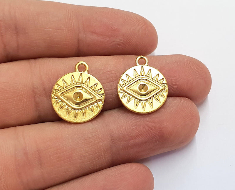 5 Eye Charms Gold Plated Charms (18x15mm) G19689