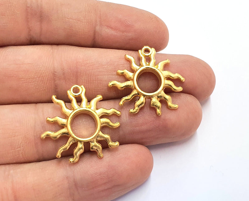 4 Sun Charms Gold Plated Charms (24x23mm)  G19697
