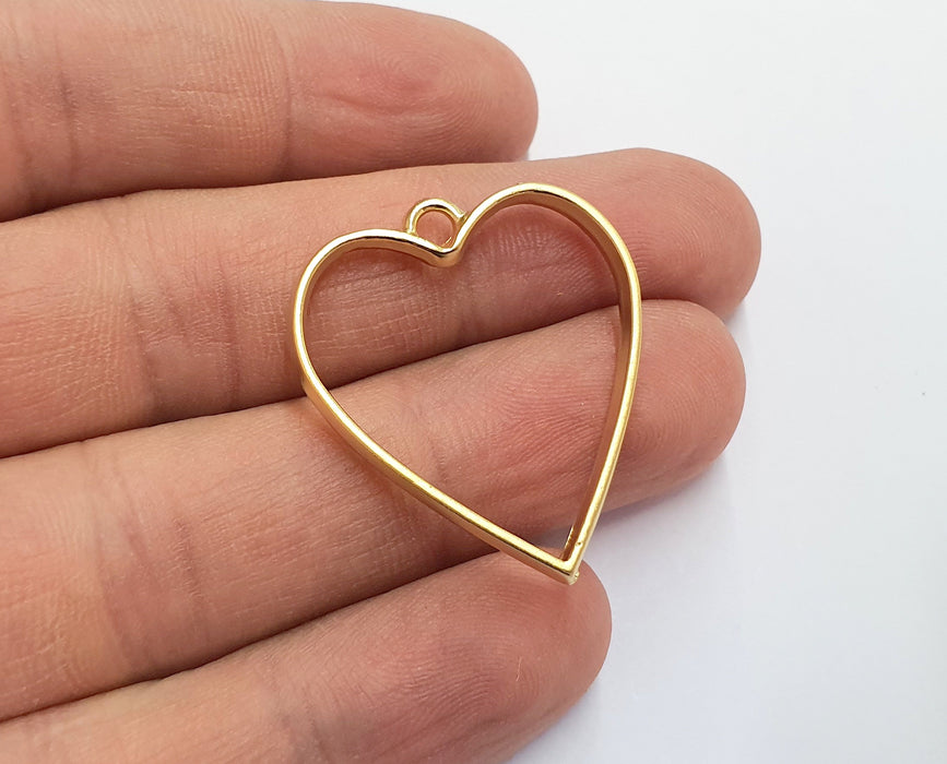 2 Heart Bezel Charms Gold Plated Charms (33x29mm) G19723