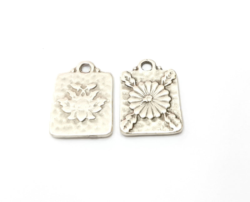 4 Flower Charms Antique Silver Plated Charms Double Sided (both sides are different)(25x17mm)  G19360