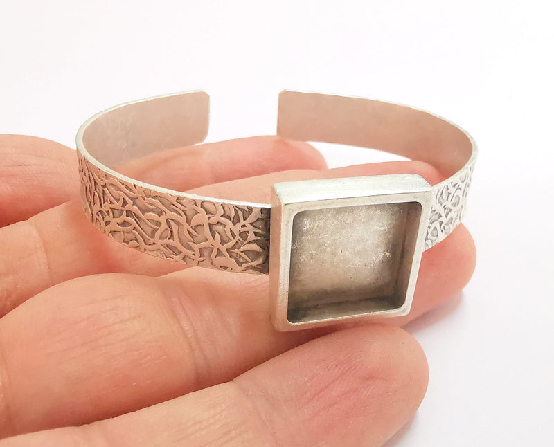 Bracelet Blank Resin Bangle Dry Flower inlay Blank Cuff Bezel Glass Cabochon Base Textured Adjustable Antique Silver (16x16mm ) G19868