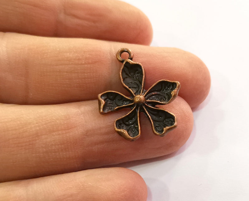 5 Flower Charms Antique Copper Plated Charms (26x21mm) G19468